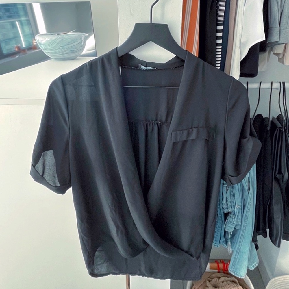Black Low-cut Top
